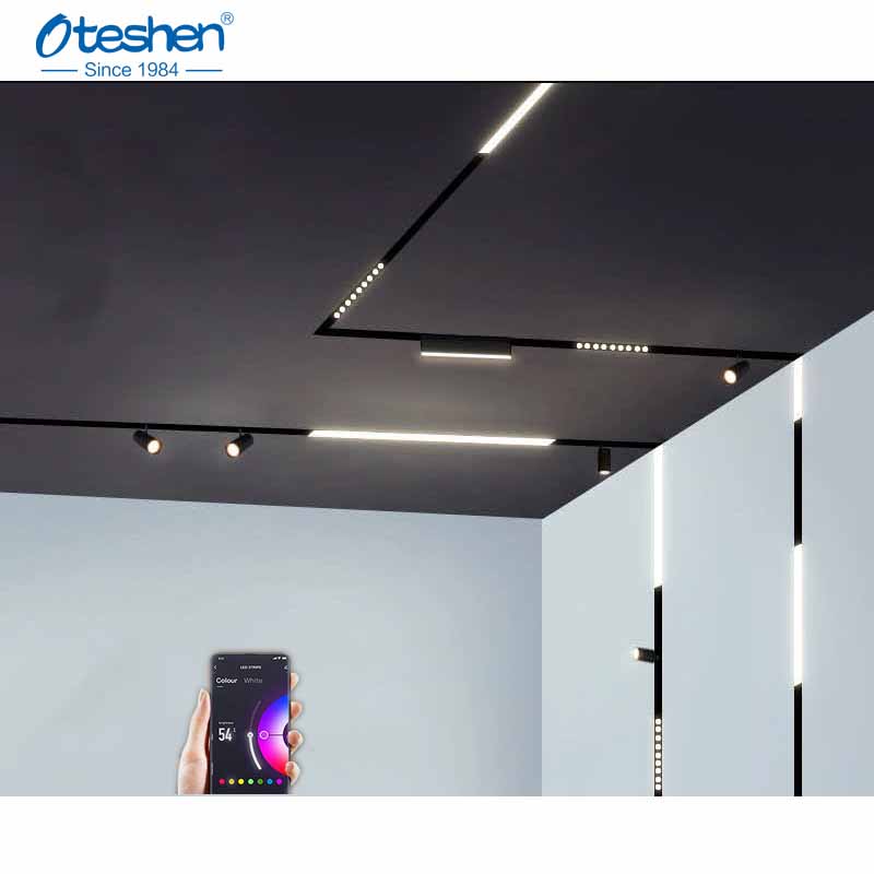 Smart high bay magnetic LED grille light TX1540Z-10 in modern living room Smart high bay magnetic LED grille light TX1540Z-10 in modern living room