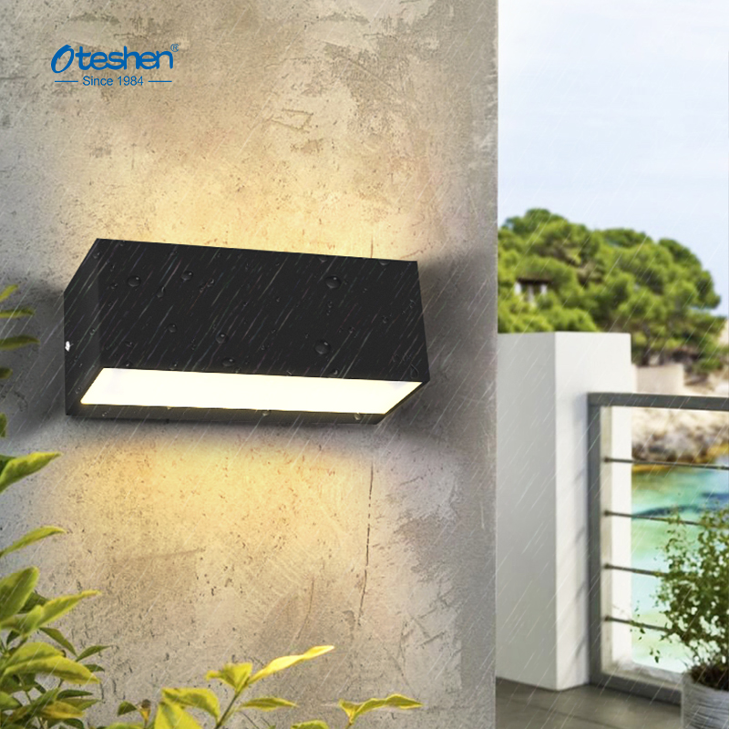 Oteshen LBD0380-12 rectangular LED WALL LIGHT, 12W single side emitting IP65 waterproof outdoor decorative facade wall lamp with PC housing