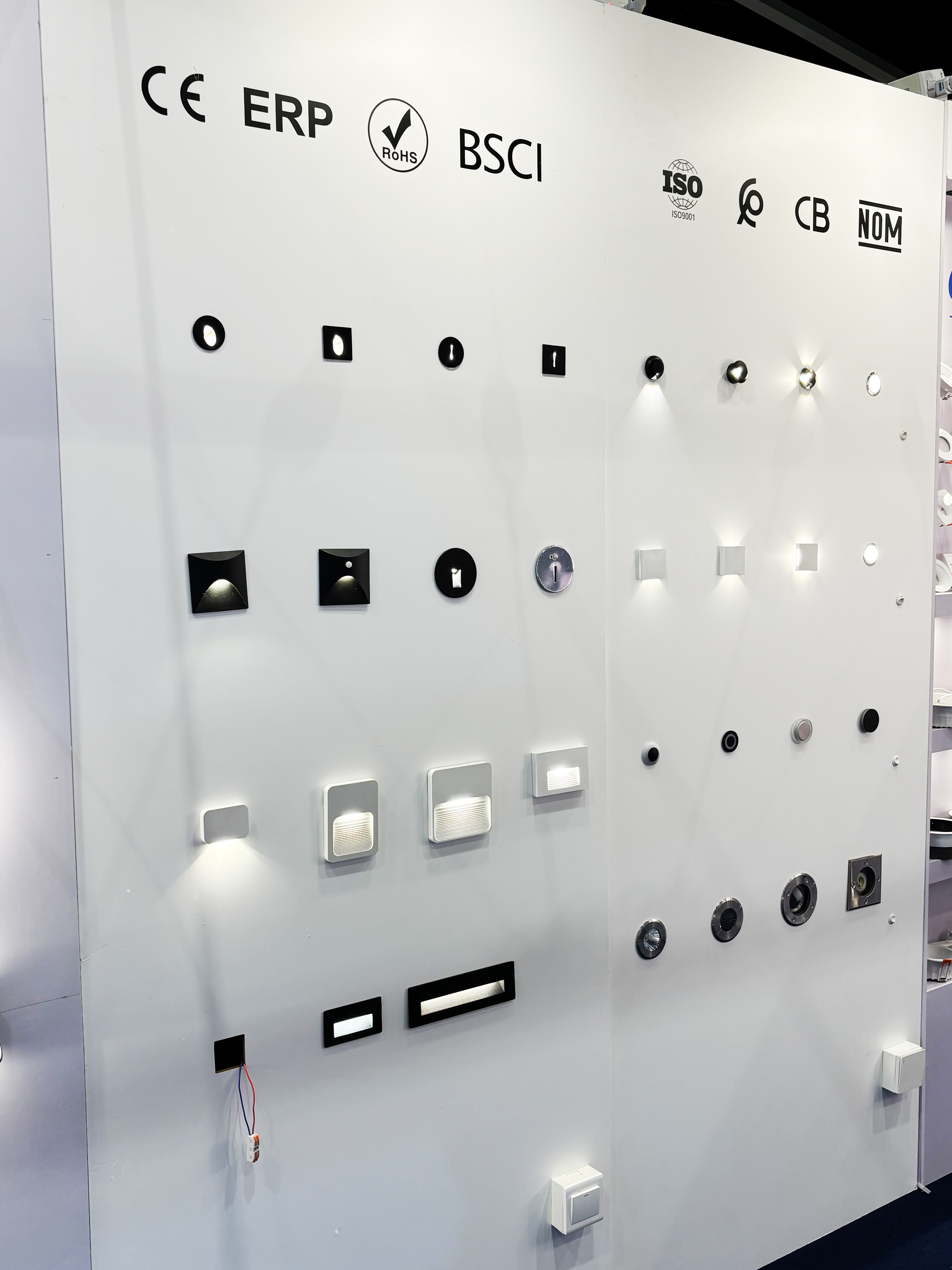 OTESHEN LED step lights and mini recessed spotlights display wall with CE ERP BSCI certification, Hong Kong Lighting Fair booth 5C-C23