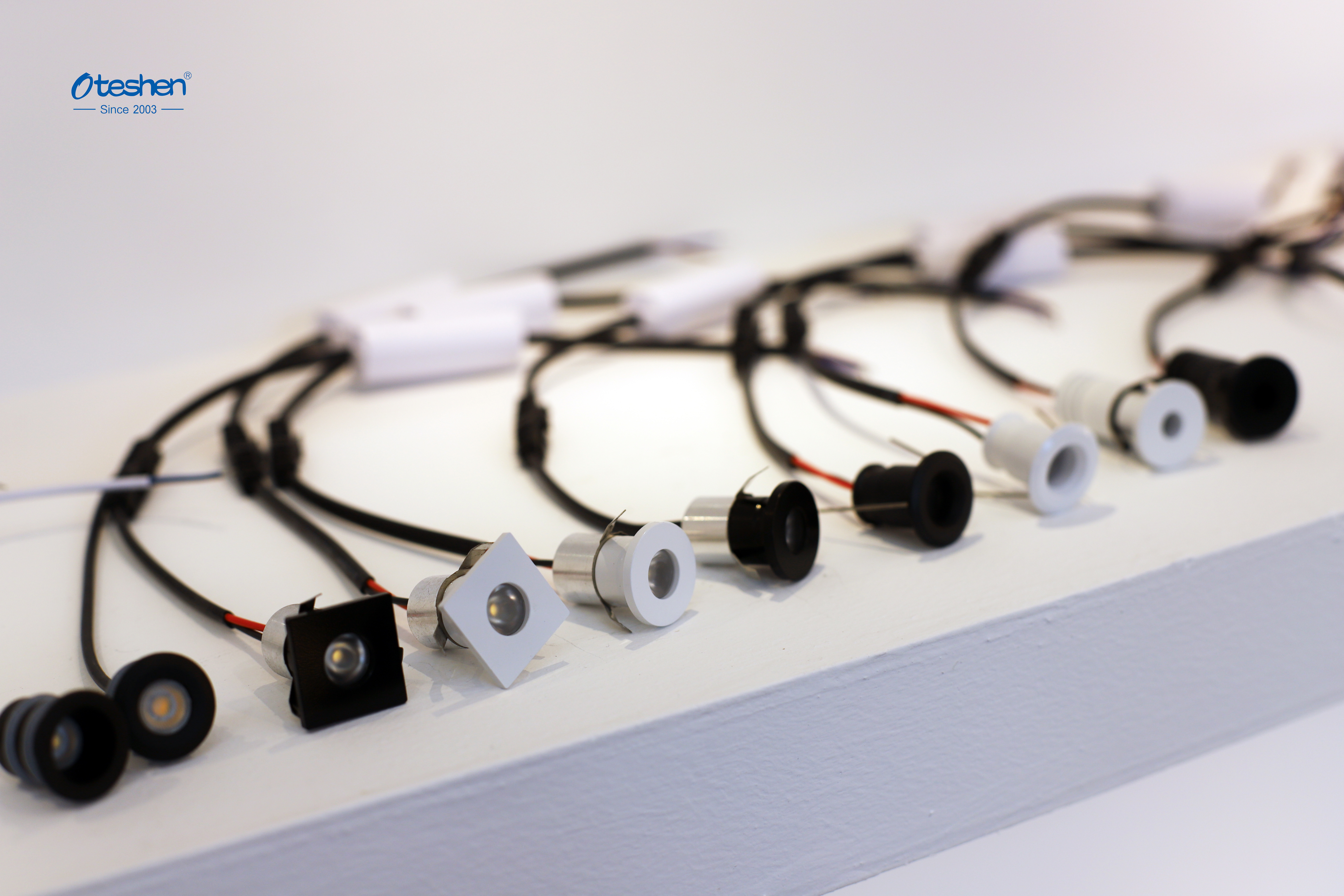 mini cabinet led light exhibited at guangya fair foshan lighting factory